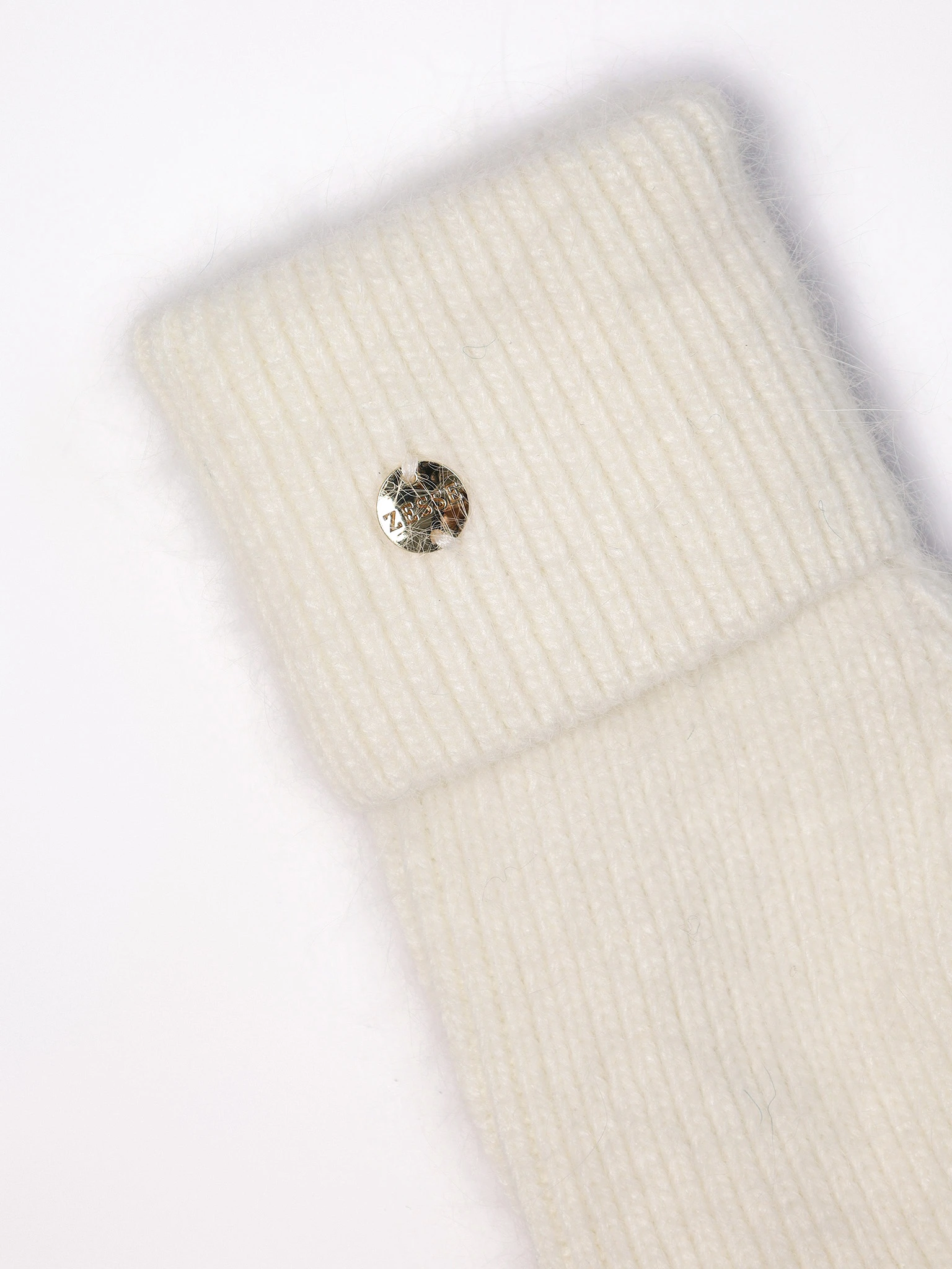 Варежки вязаные из ангоры и акрила 